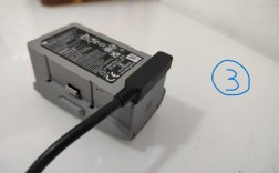 大疆晓usp充电怎么用？