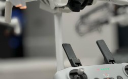 大疆无人机垂直180度如何实现？