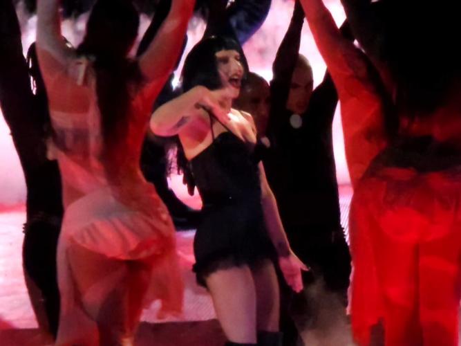 Lady Gaga无人机表演如何惊艳全场?-图3 Lady Gaga无人机表演如何惊艳全场?-图3