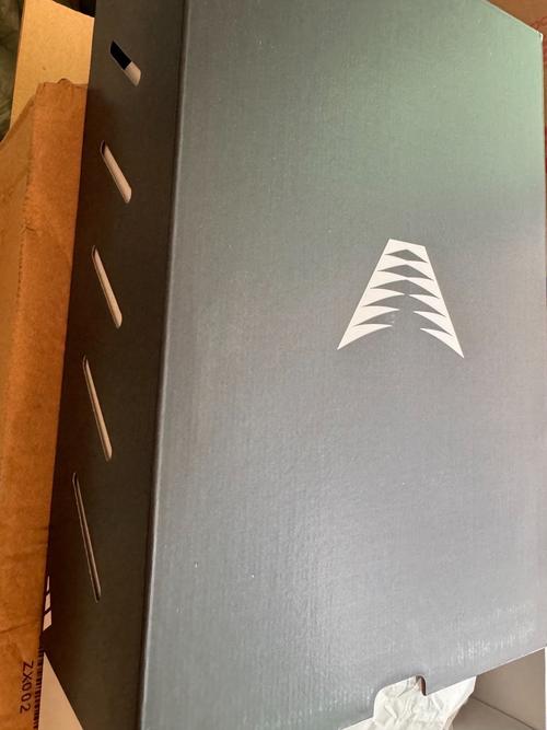 adidas climate技术如何实现温度调节？-图2