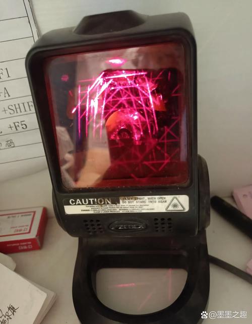 dobby无人机充电红灯一直亮怎么办?-图1 dobby无人机充电红灯一直亮怎么办?-图1