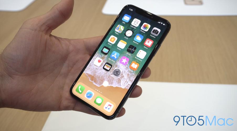 iPhone X刷脸技术安全吗?-图1 iPhone X刷脸技术安全吗?-图1