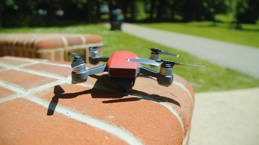 Spark无人机评测视频值不值得看?-图3 Spark无人机评测视频值不值得看?-图3