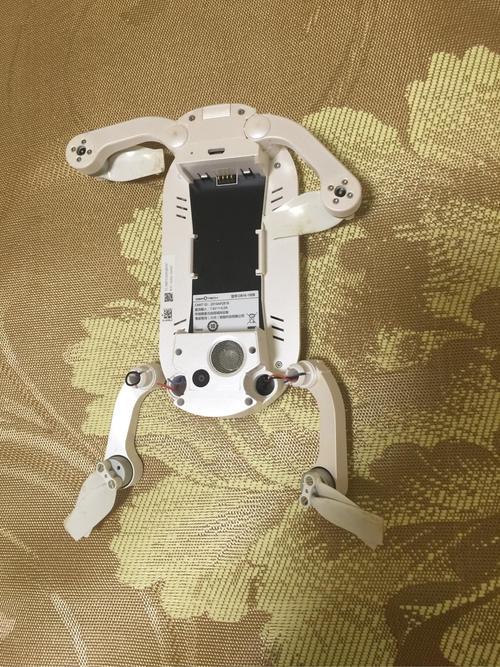 Dobby无人机最高能飞多高?-图1 Dobby无人机最高能飞多高?-图1