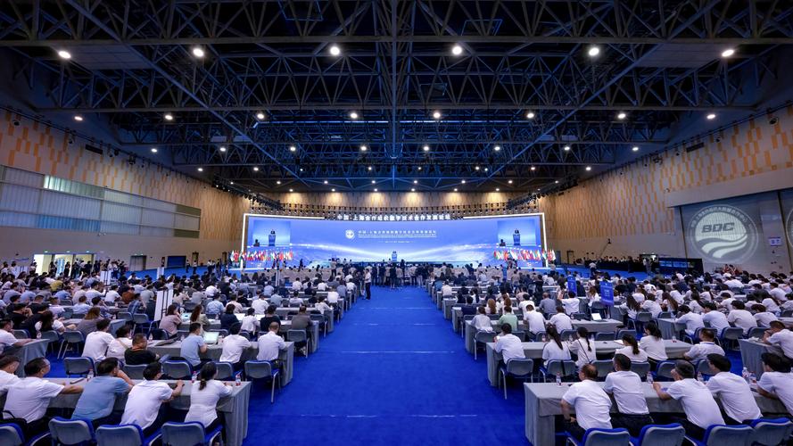 Hadoop 2025峰会将聚焦哪些前沿技术突破?-图2 Hadoop 2025峰会将聚焦哪些前沿技术突破?-图2