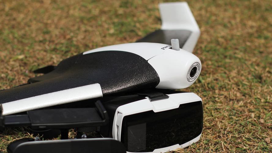 Parrot无人机充不进电怎么办?-图1 Parrot无人机充不进电怎么办?-图1