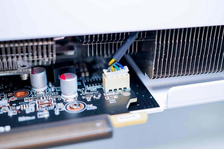 geforce 硬件分屏技术-图1 geforce 硬件分屏技术-图1