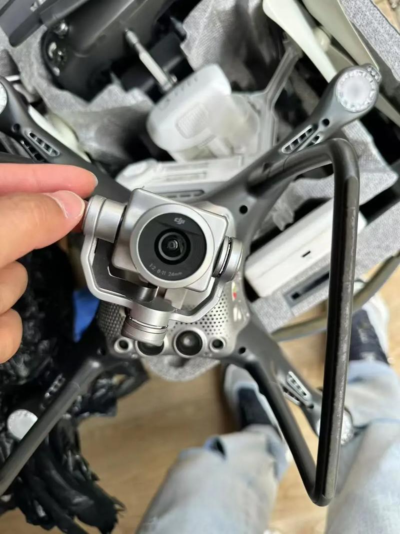 大疆无人机精灵4pro教程-图1 大疆无人机精灵4pro教程-图1