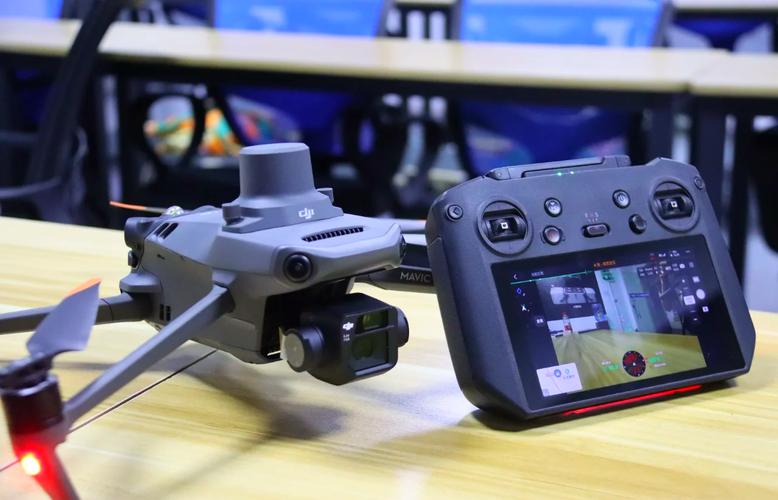 DJI Mavic无人机怎么样?-图1 DJI Mavic无人机怎么样?-图1