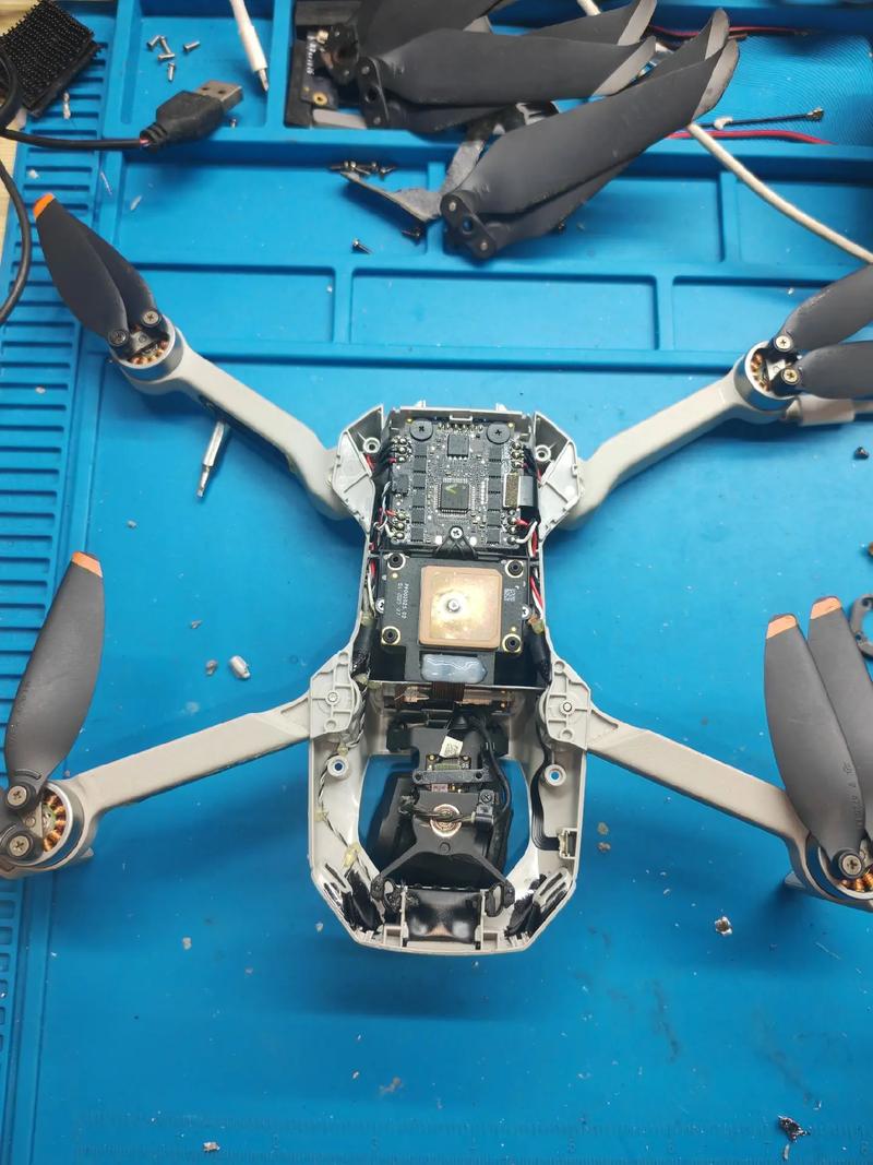 大疆无人机哈苏相机如何更换?-图2 大疆无人机哈苏相机如何更换?-图2