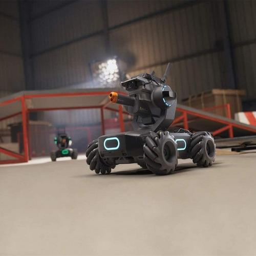 大疆机甲大师对战无人机,谁更强?-图3 大疆机甲大师对战无人机,谁更强?-图3