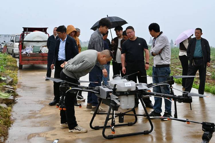 无人机农业植保机到底赚不赚钱？-图2