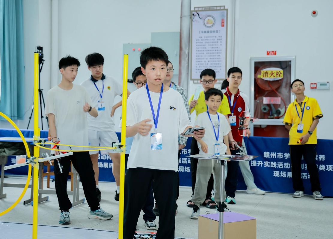 儿童室内无人机比赛,如何兼顾安全与趣味?-图3 儿童室内无人机比赛,如何兼顾安全与趣味?-图3