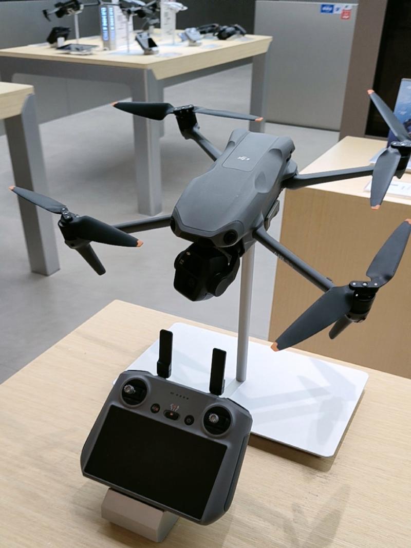 深圳赛格市场大疆无人机有何特别？-图2