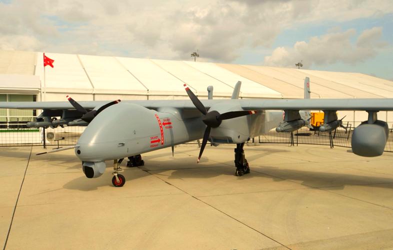 世界最牛无人机图片,到底牛在哪里?-图3 世界最牛无人机图片,到底牛在哪里?-图3