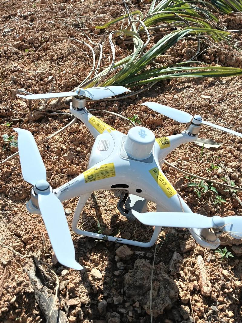 精灵4无人机为何会丢卫星信号?-图1 精灵4无人机为何会丢卫星信号?-图1