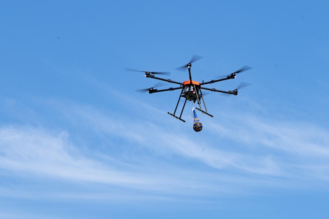 脑电波如何精准控制无人机起飞?-图2 脑电波如何精准控制无人机起飞?-图2