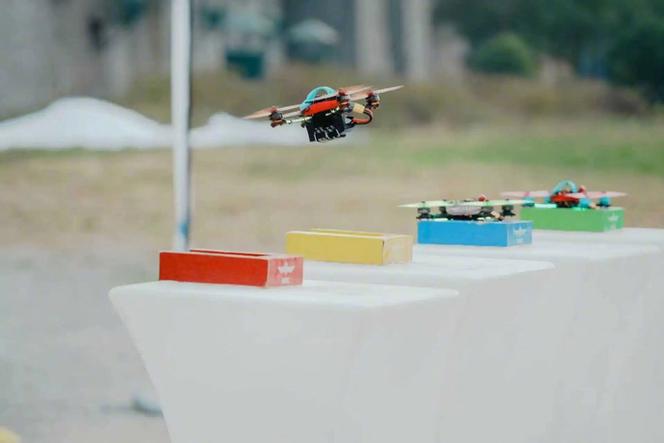 上海无人机竞速比赛视频有多刺激?-图1 上海无人机竞速比赛视频有多刺激?-图1