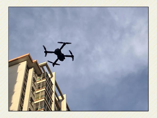 哪款无人机可以追踪拍摄-图2