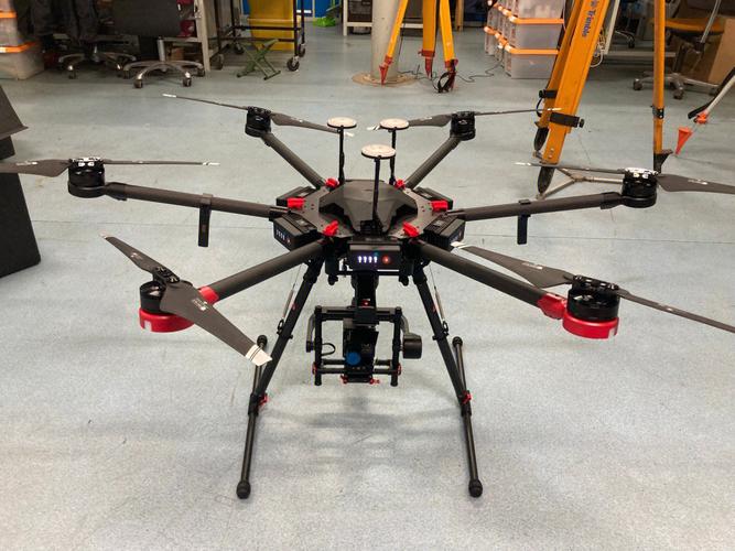 M600改装无人机照明有何优势？-图1