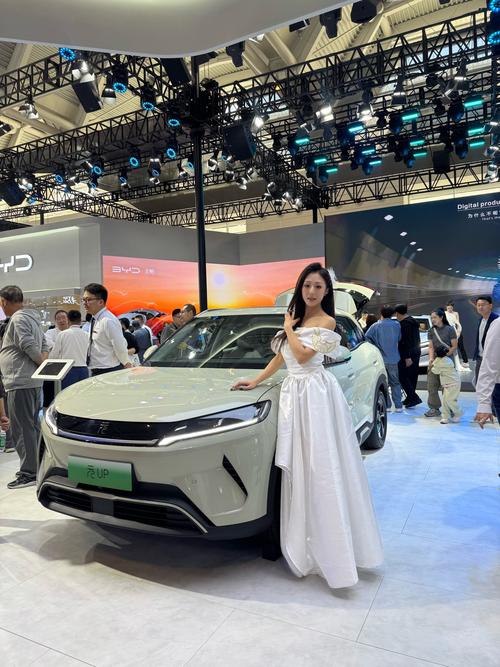 花椒车展VR技术应用有何亮点？-图2