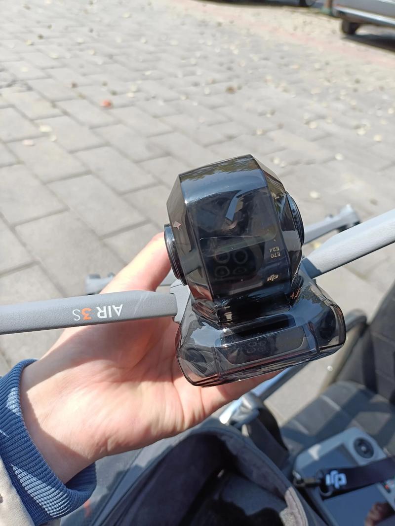 大疆御无人机下雨能用吗？-图1