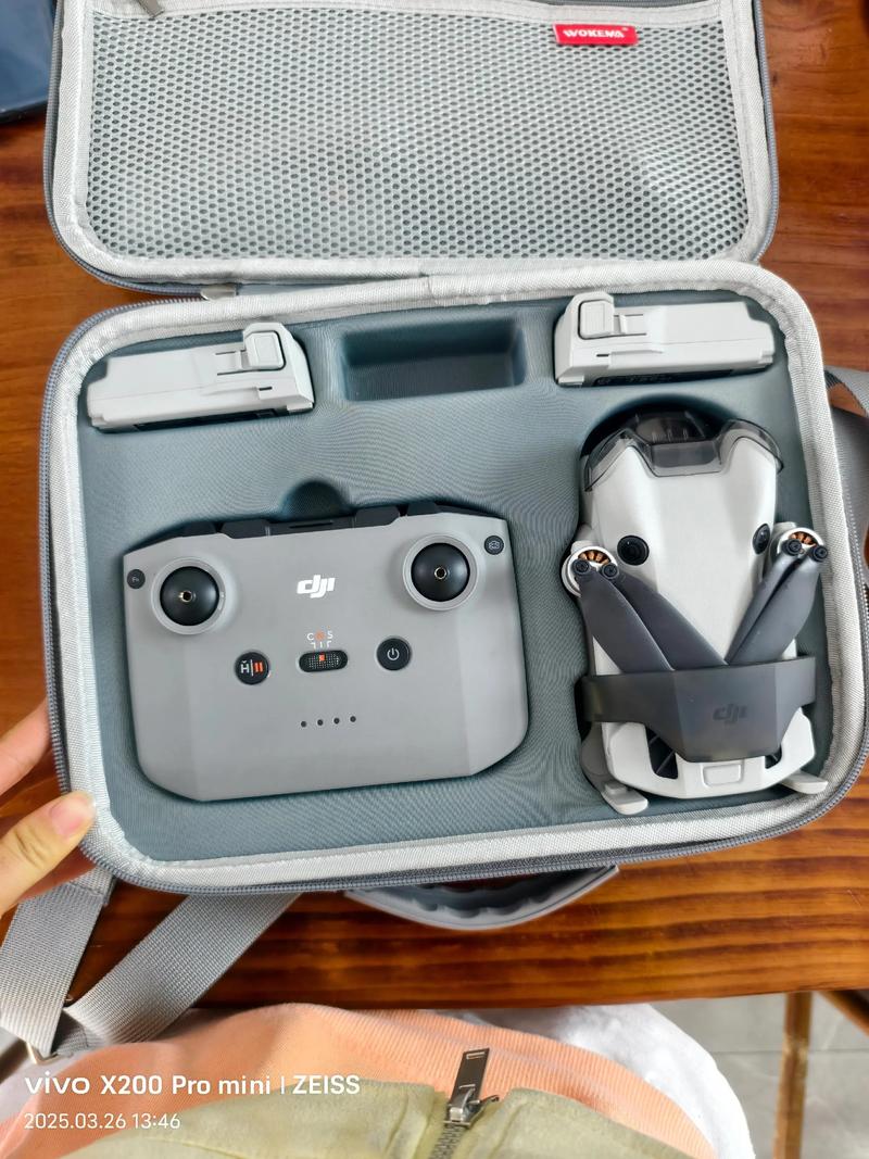 DJI无人机哪个键能拍照？-图3