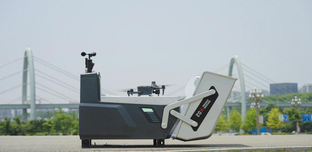 普宙Byrd无人机海报有何设计巧思？-图2