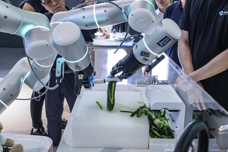 如何让机会、人才、技术与产品协同共进？-图1