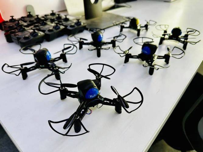 无人机VR结合视频体验，如何实现沉浸感升级？-图2