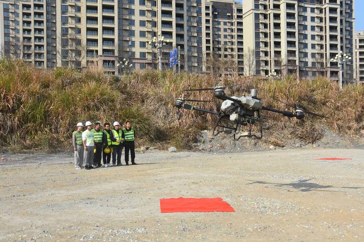 无人机教员数量2025将如何增长？-图3