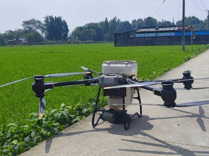 植保无人机RTK技术如何提升作业精度?-图1 植保无人机RTK技术如何提升作业精度?-图1