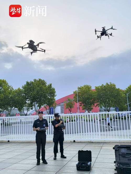 警用无人机2025安保如何提升实战效能?-图1 警用无人机2025安保如何提升实战效能?-图1