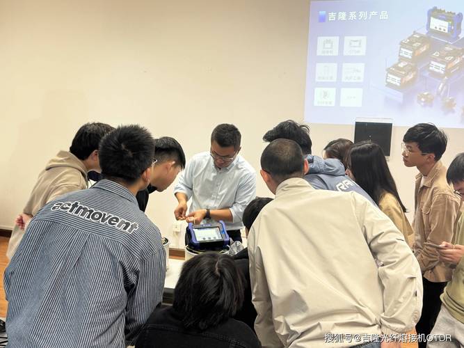 VIPKid技术团队如何支撑亿级用户在线学习？-图1