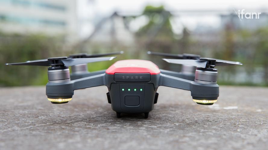 Spark无人机能带上飞机吗？-图3