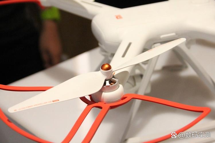 小米无人机1080P传输距离有多远？-图1