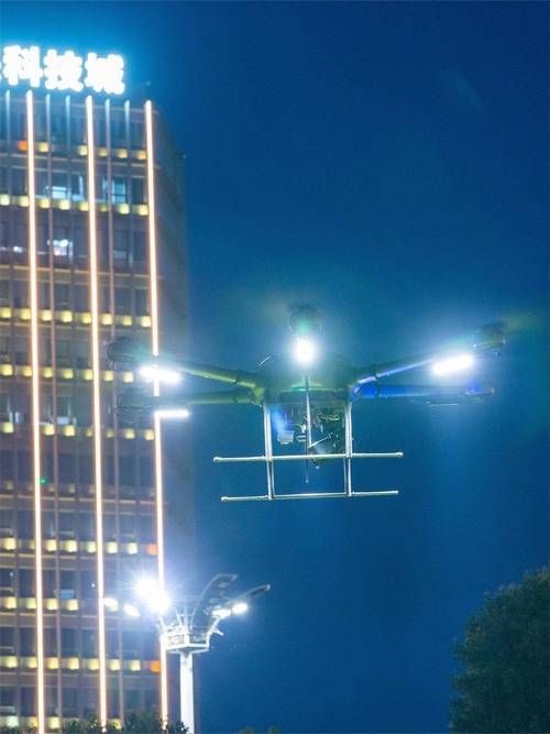 Intel无人机灯光如何点亮夜空？-图2