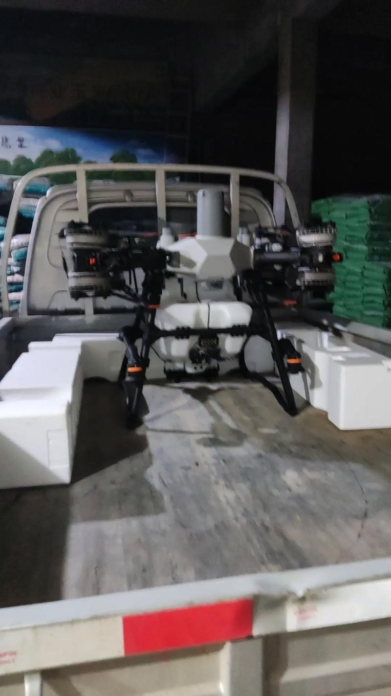 大疆喷药无人机20斤水能喷多久？-图1