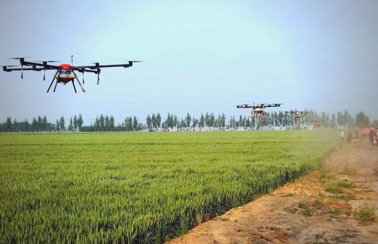 无人机打药生意到底好不好做？-图1