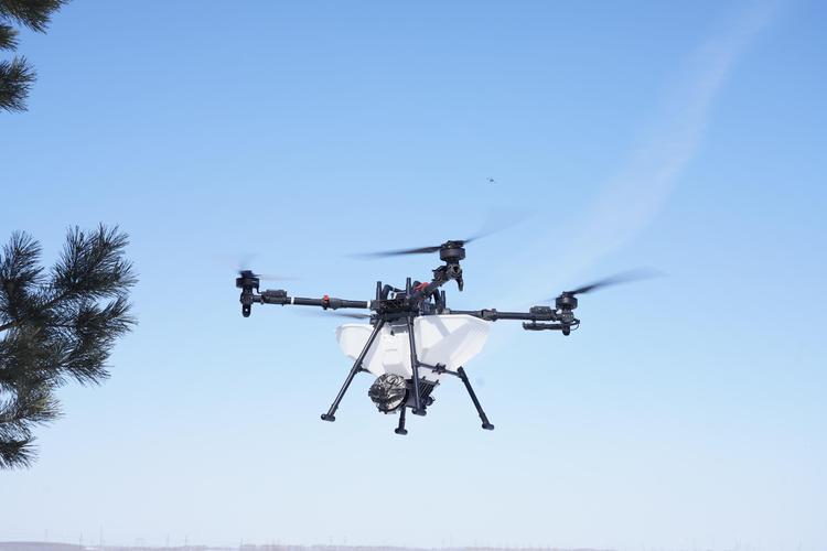 无人机实地考察去哪里找？-图1