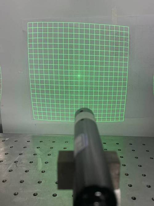 先进激光荧光显示技术有何突破?-图2 先进激光荧光显示技术有何突破?-图2