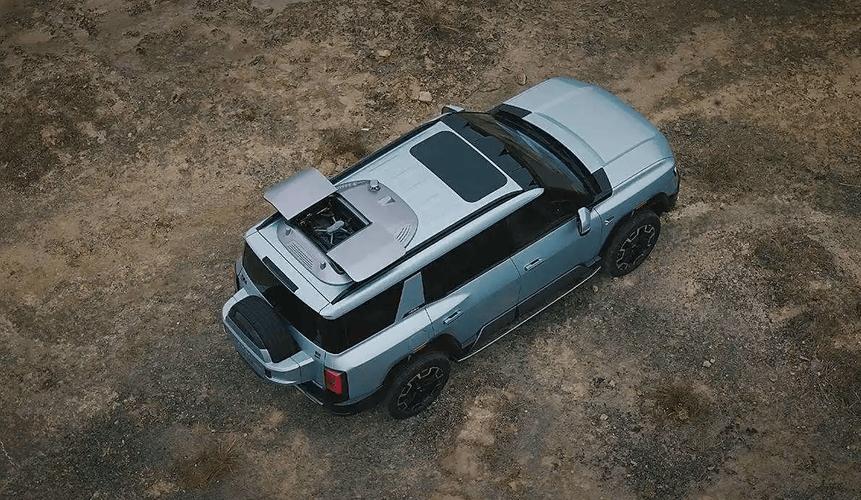 无人机能在车顶起飞吗？-图1