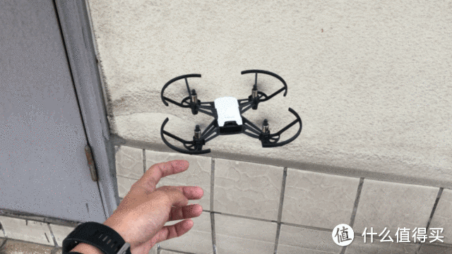 特洛无人机支持插卡吗？-图2