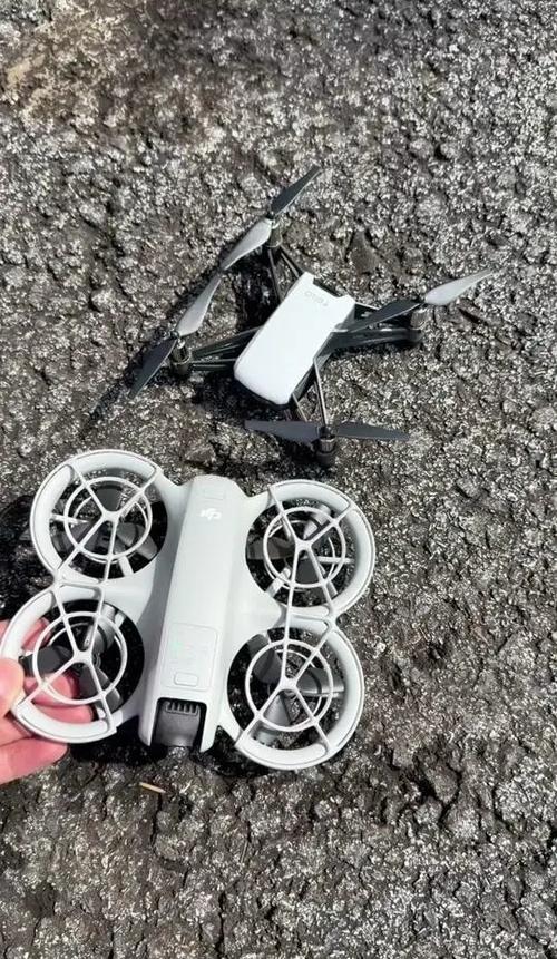 特洛无人机支持插卡吗？-图1